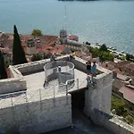City Coast Apartament *