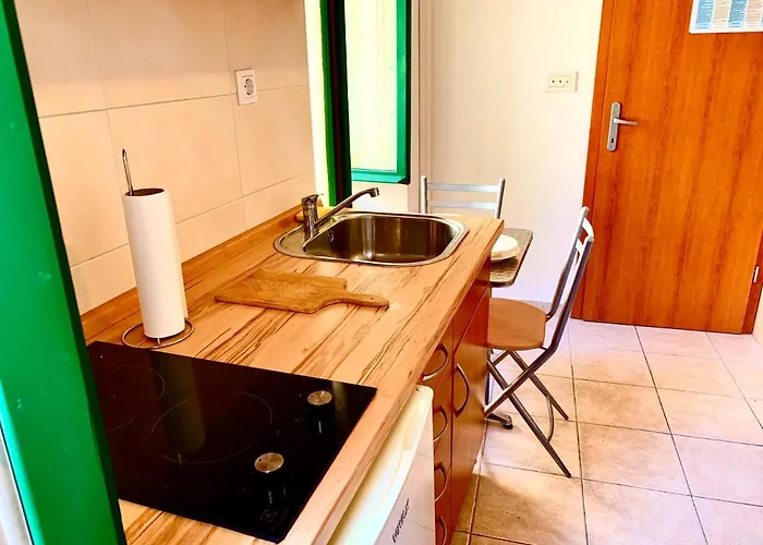 City Coast شقة شيبينيك